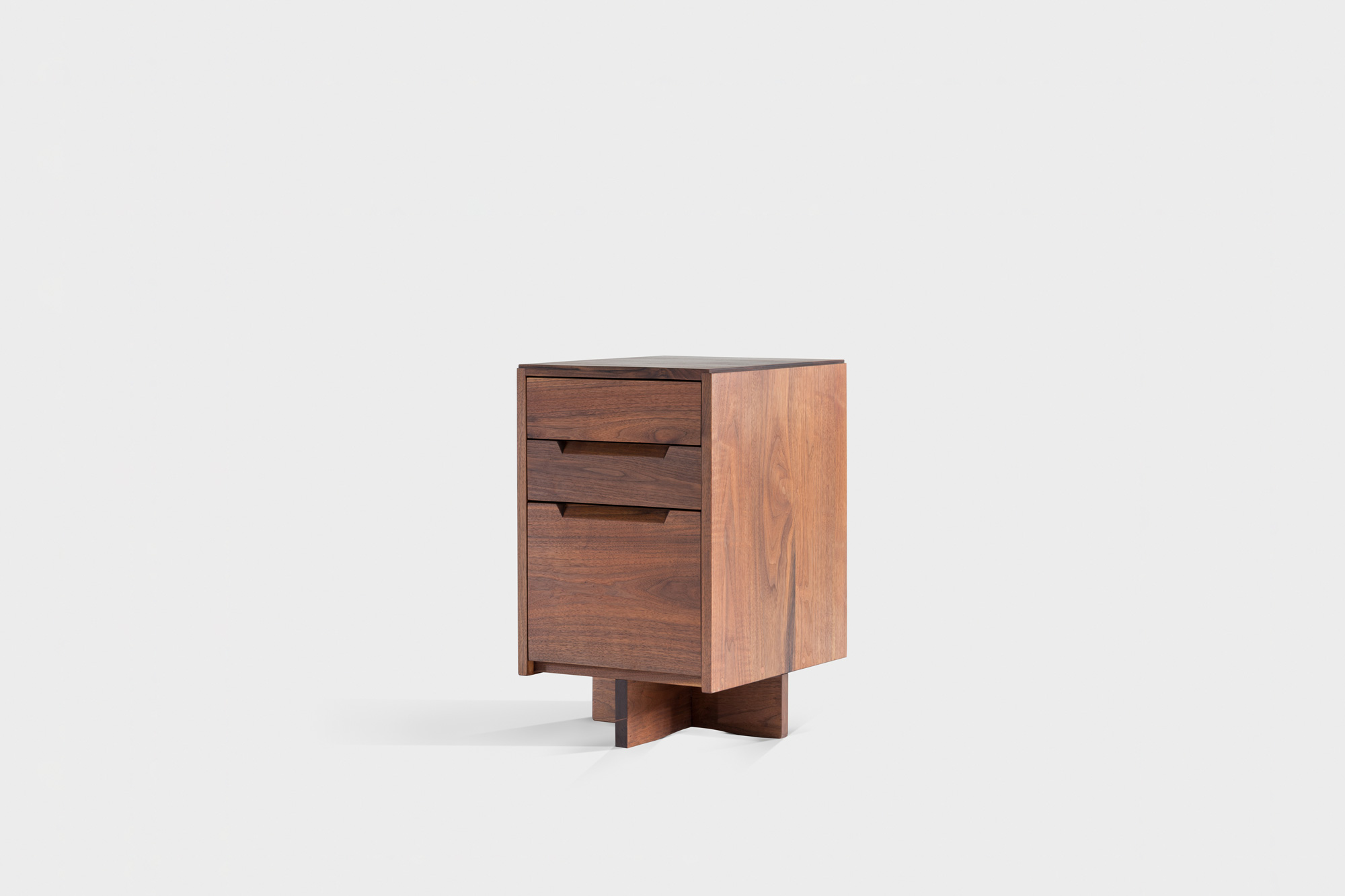 Free-Standing Pedestal — George Nakashima Woodworkers