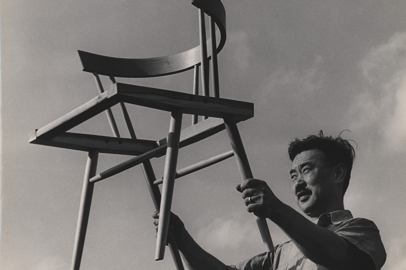 George Nakashima with Grass-Chair frame